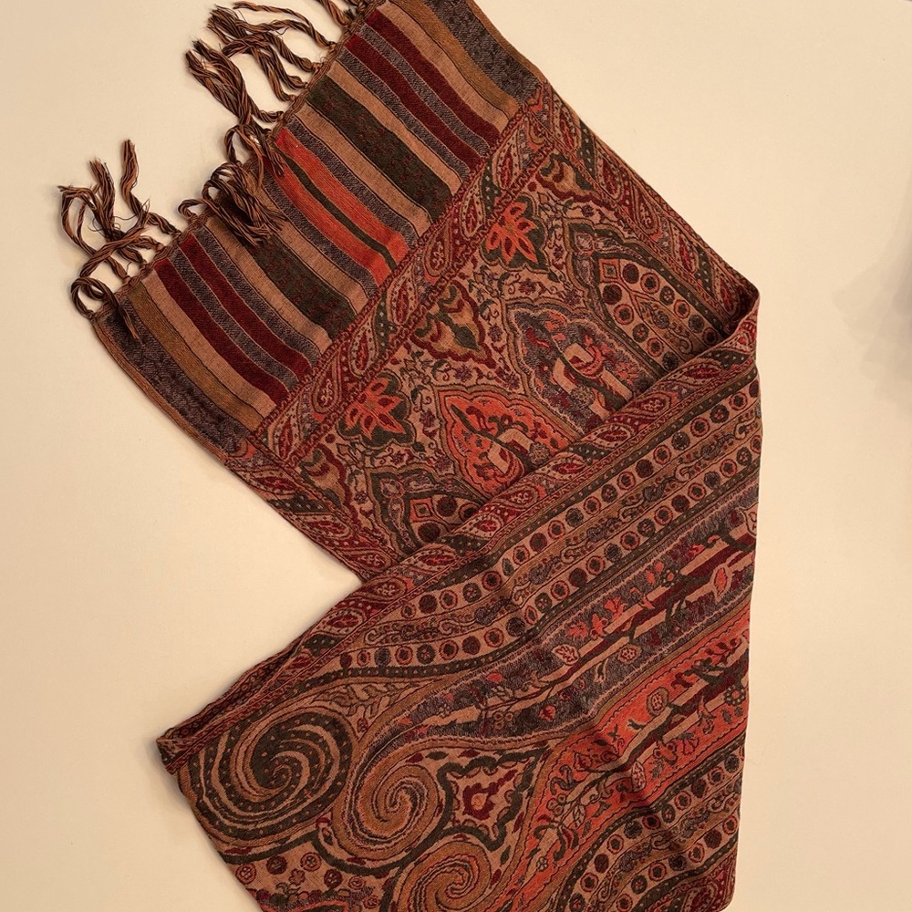 Wool scarf